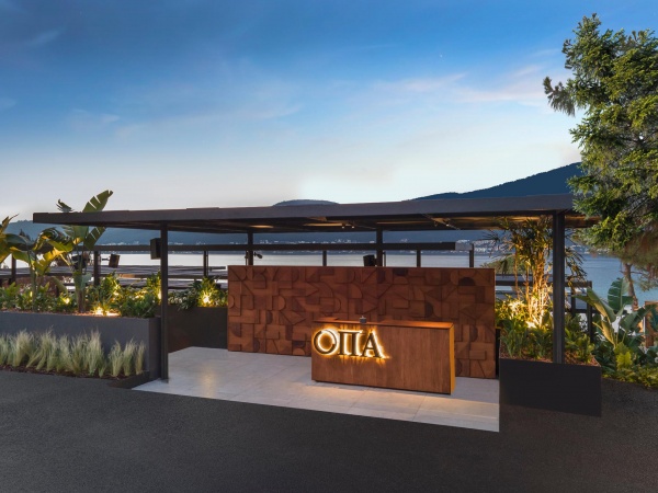 Opa A La Carte Resoran