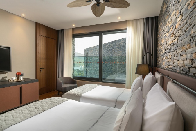 Family Corner Suite Deniz Manzaralı Oda
