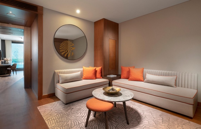 Family Corner Suite Deniz Manzaralı Oda