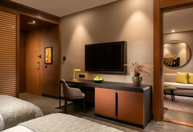 Family Corner Suite Kısmi Deniz Manzaralı Oda